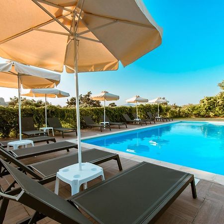 Koulouris Apartments & Studios Каливес Экстерьер фото