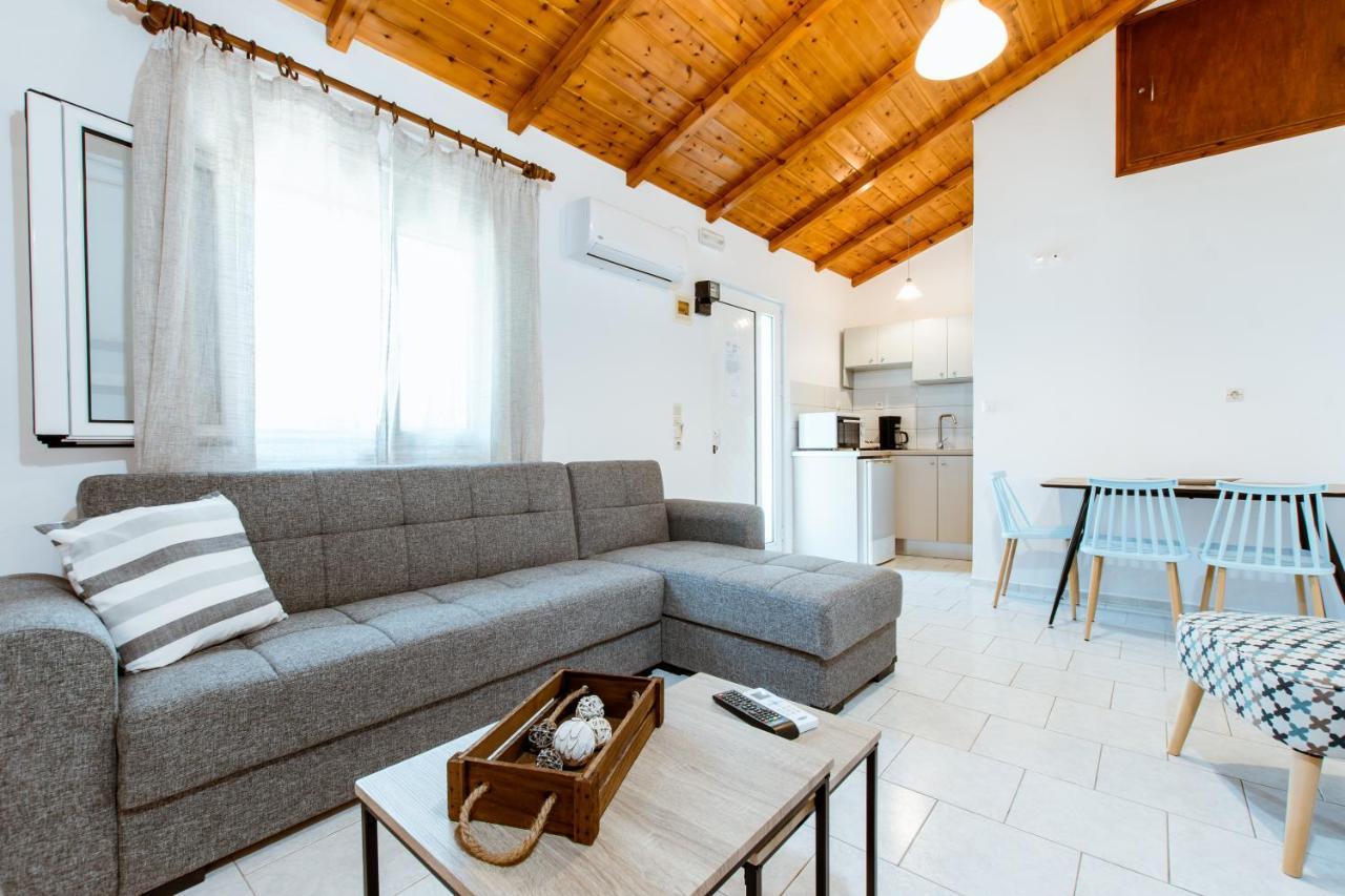 Koulouris Apartments & Studios Каливес Экстерьер фото