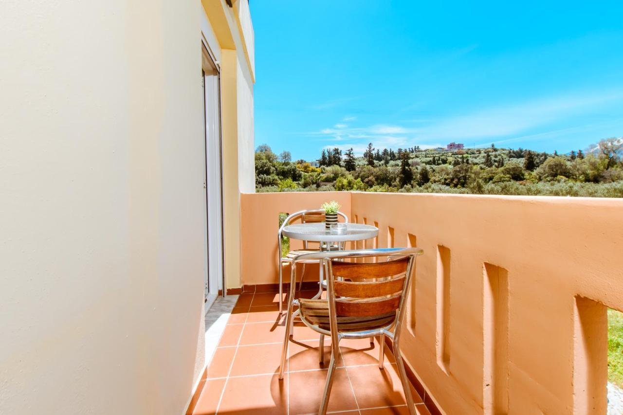 Koulouris Apartments & Studios Каливес Экстерьер фото